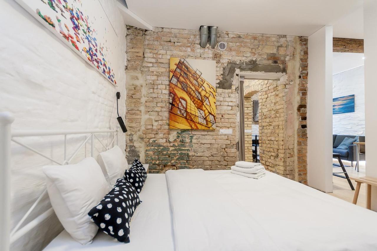 Old Town Pylimo Apartment By Urban Rent Βίλνιους Εξωτερικό φωτογραφία