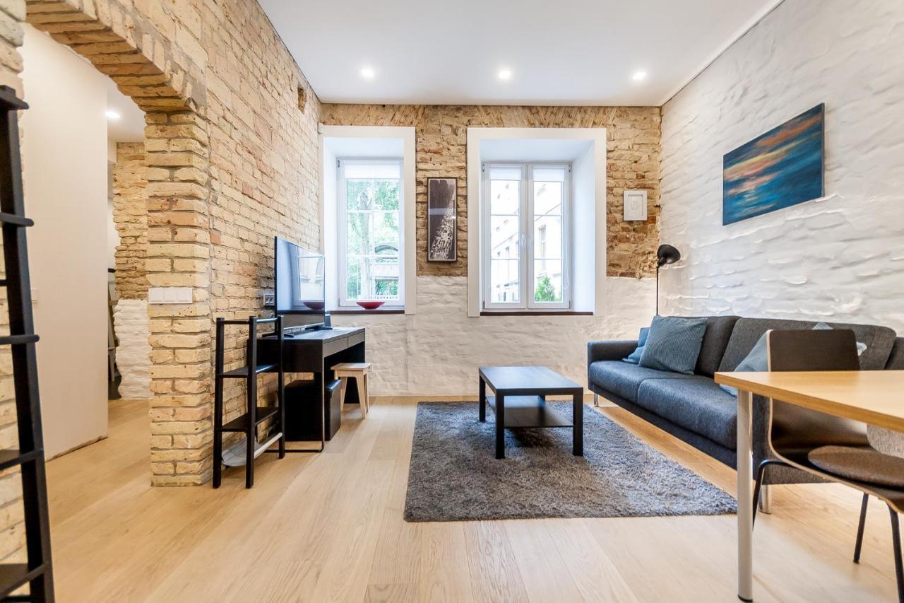 Old Town Pylimo Apartment By Urban Rent Βίλνιους Εξωτερικό φωτογραφία